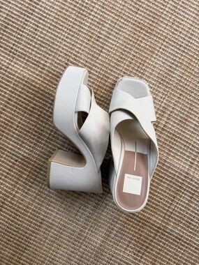 Dolce Vita Wonder Platform Sandals